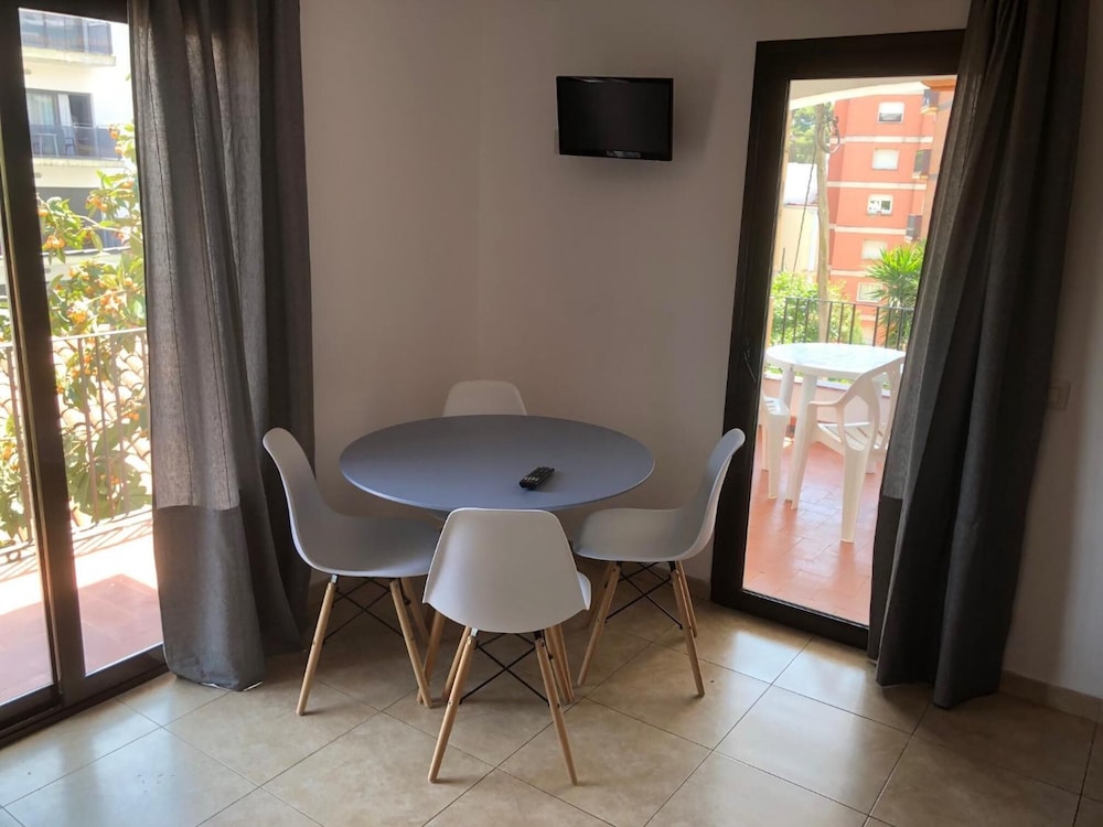 AR CARIBE APTS. 57/64
