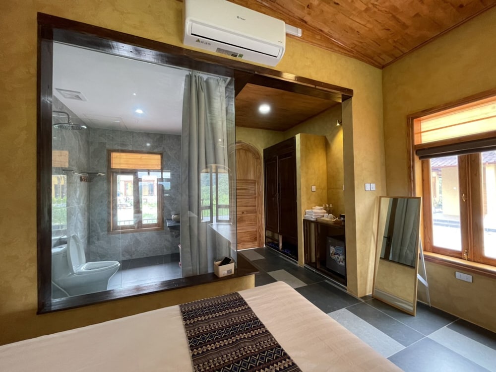 Sky Bay Lodge 31/32