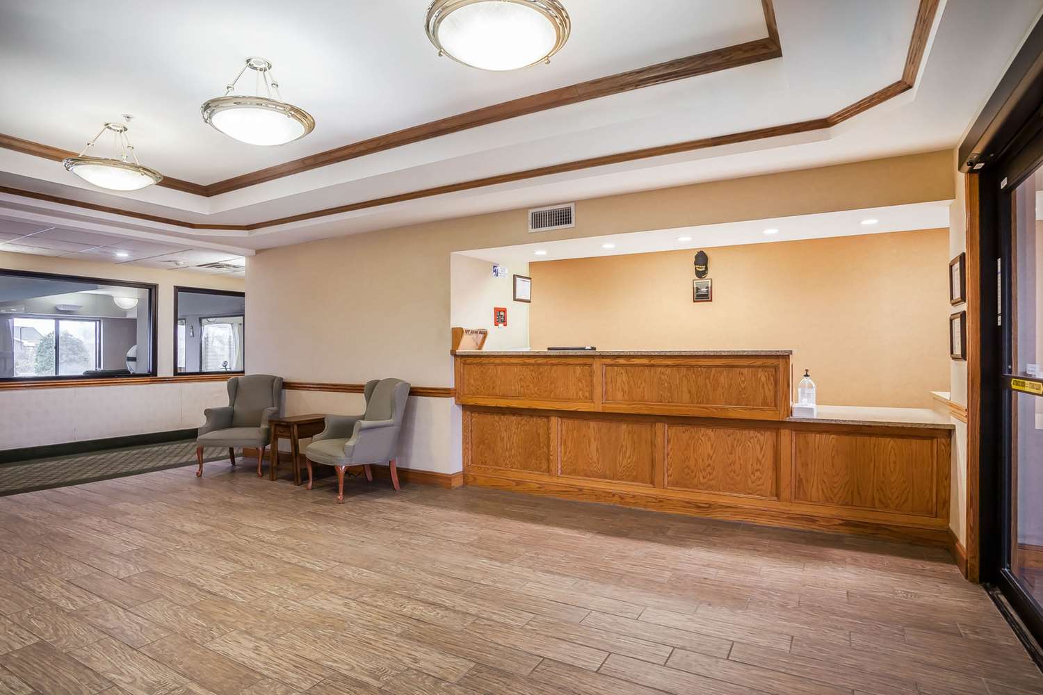 Quality Inn Tahlequah South 4/23