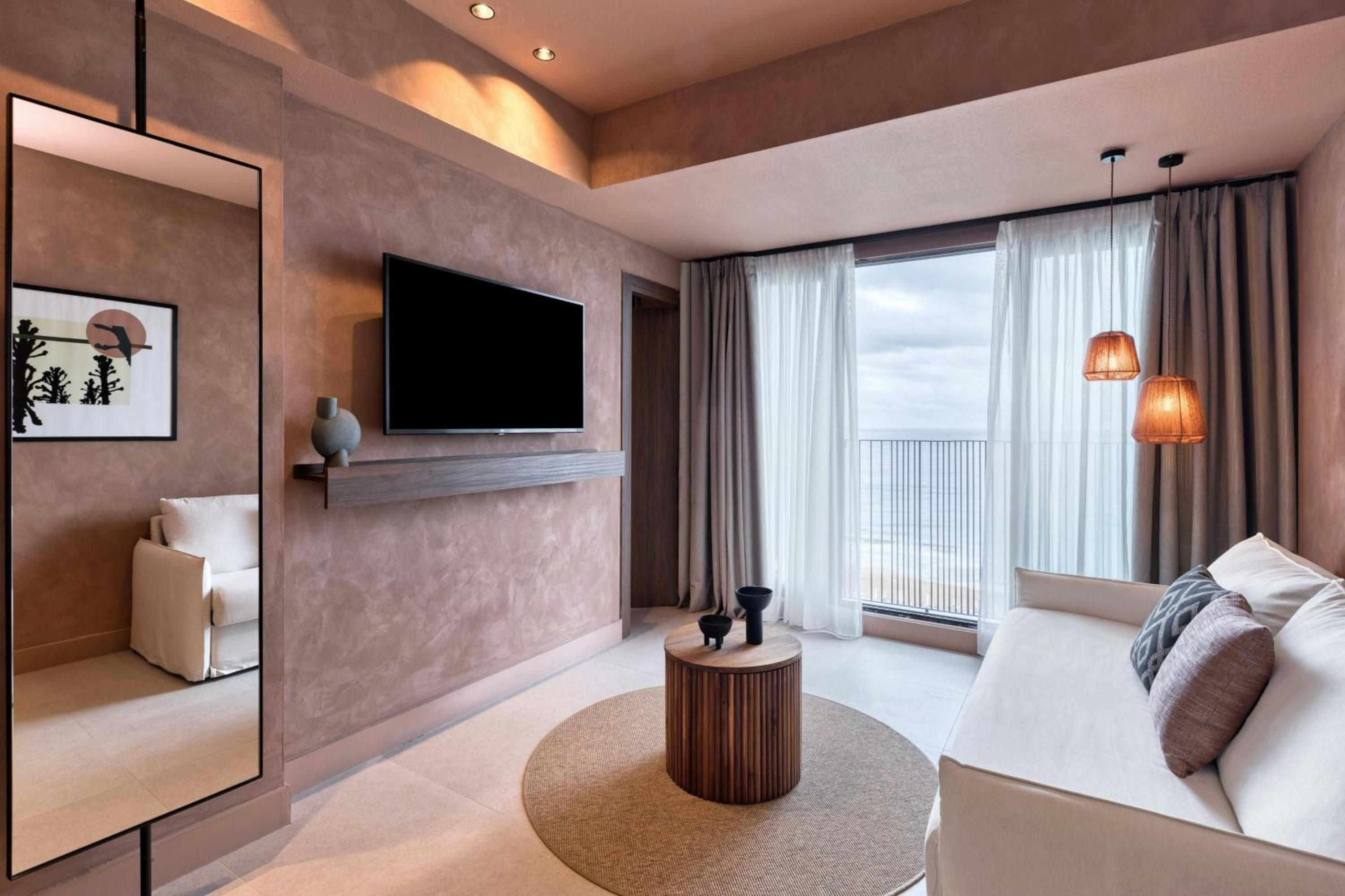 Sapphire, Family, Suite, Sea View, Sofa
