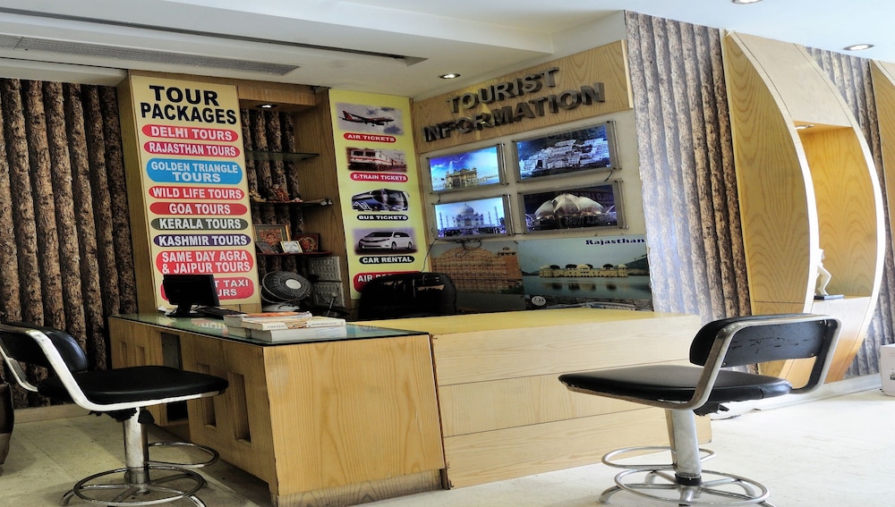Hotel Aman International 59/67