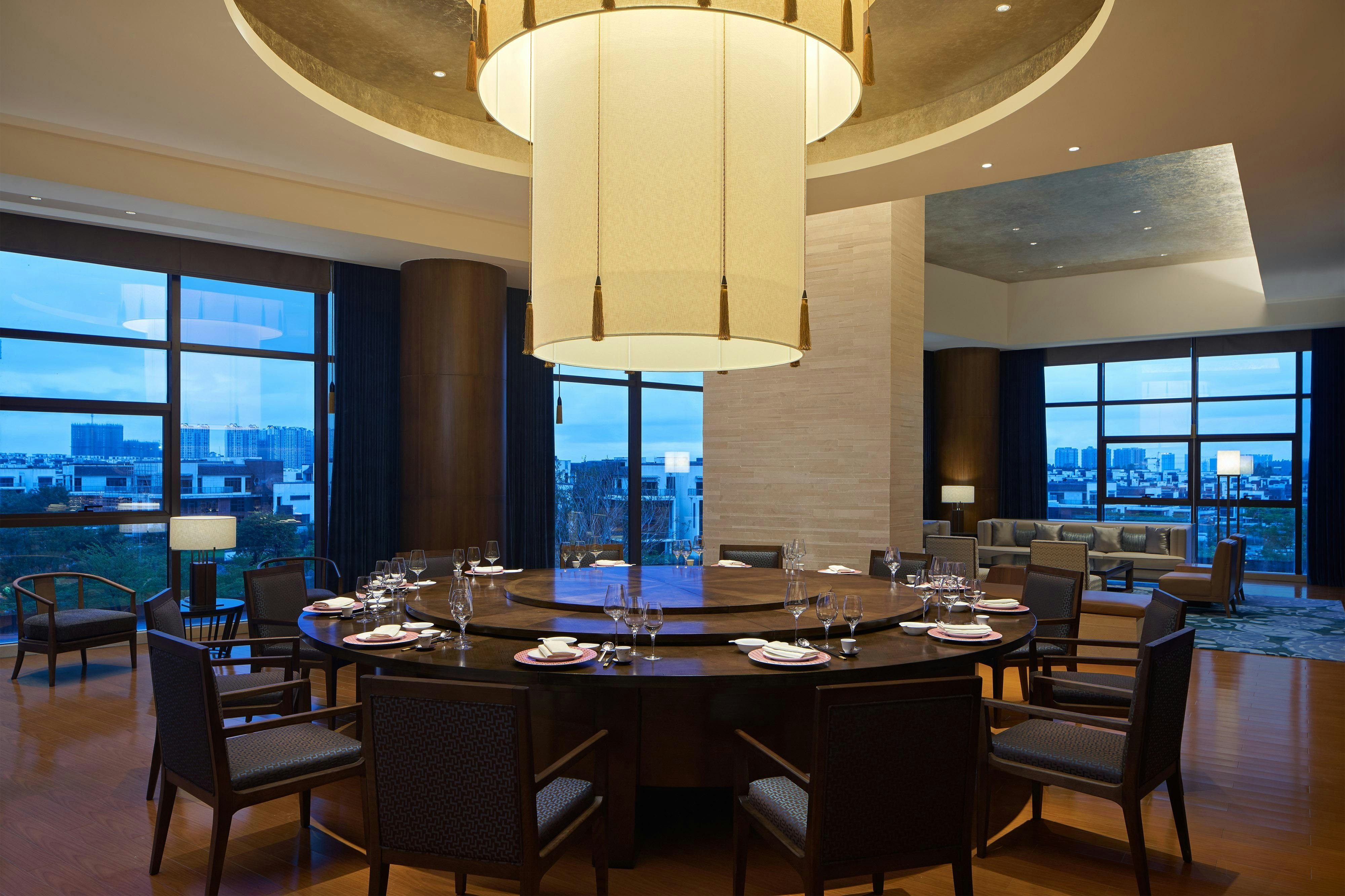 Four Points By Sheraton Guangdong Heshan 30/37
