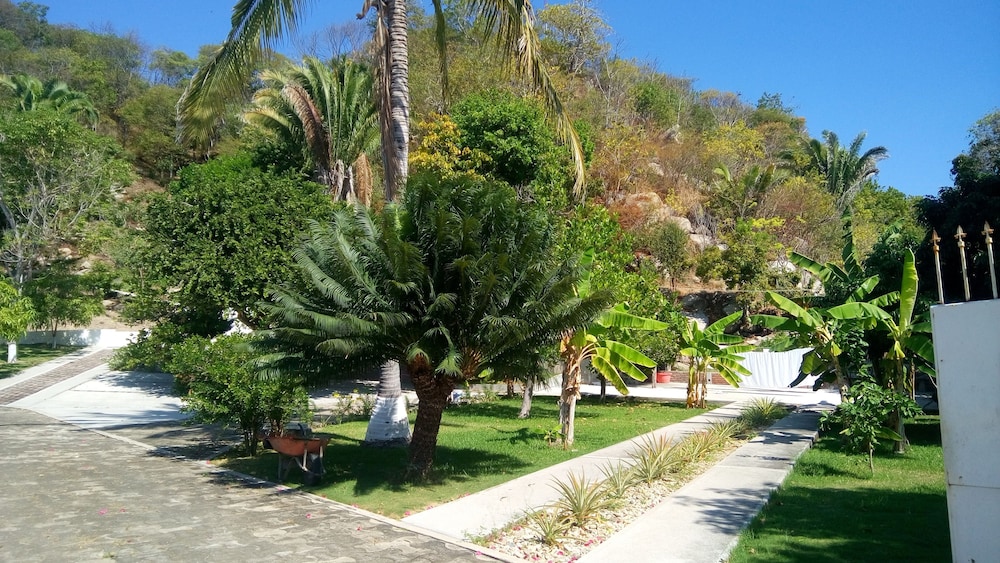 Hotel &amp; Club Campestre Altos Paraiso 35/50