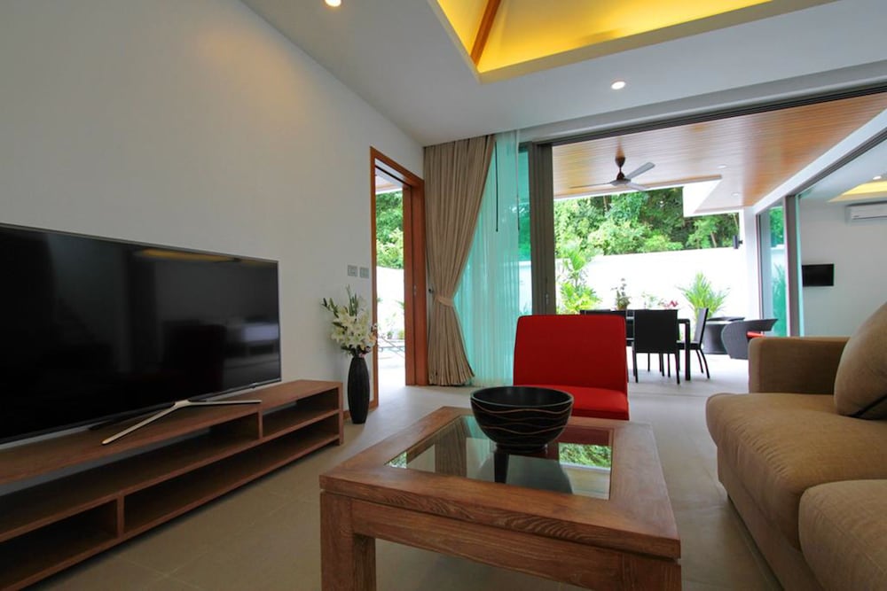Ya Nui Beach Villas 36/53