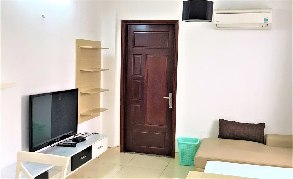 M-H Apartment Hotel 35/50