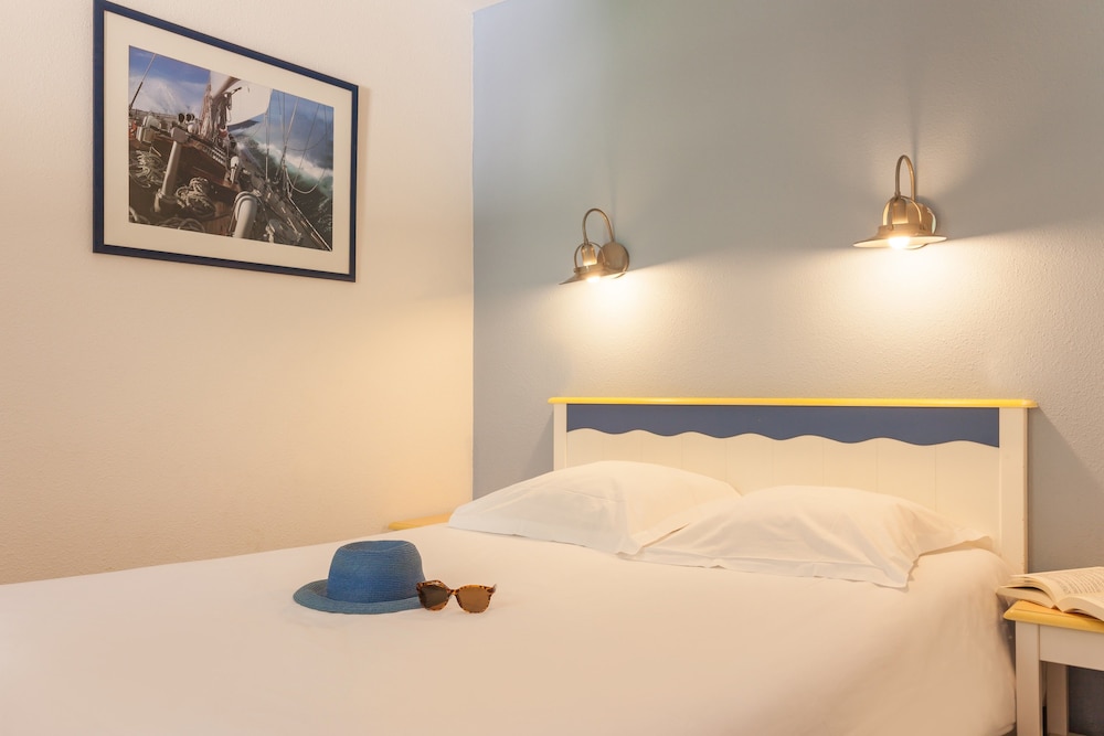 1 Bedroom, Apartment, Bunk Bed, Sea View, 2 Sofa, Alcove, Balcony or Terrace