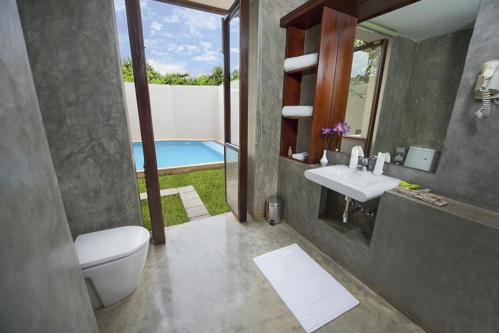 Mandara Resort 42/44