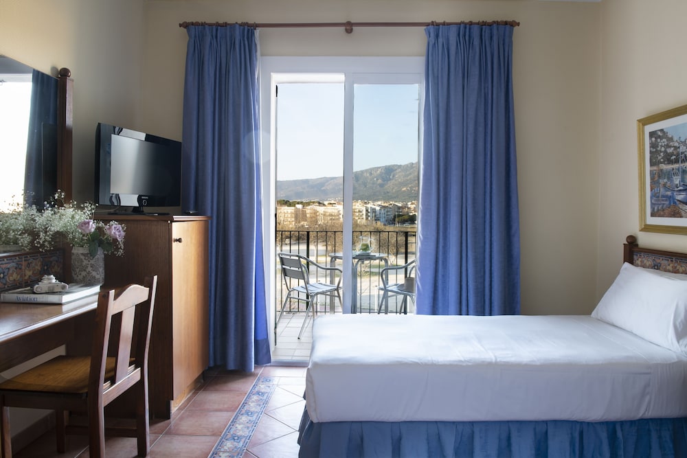 Hotel Roses Platja 12/50