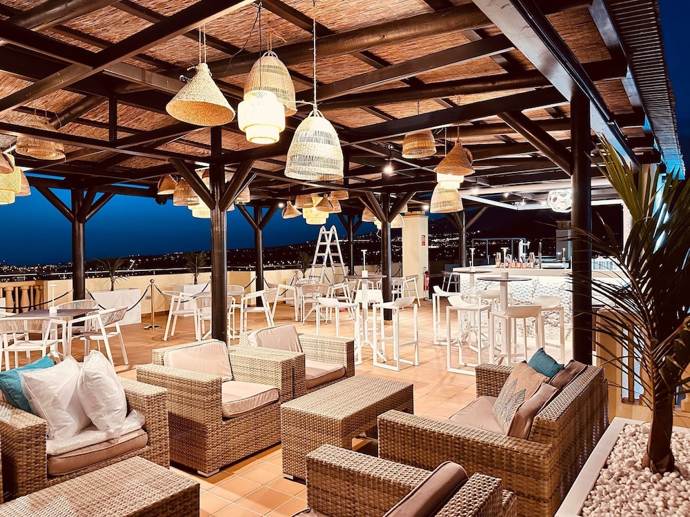 Ramada Residences by Wyndham Tenerife Costa Adeje 36/50