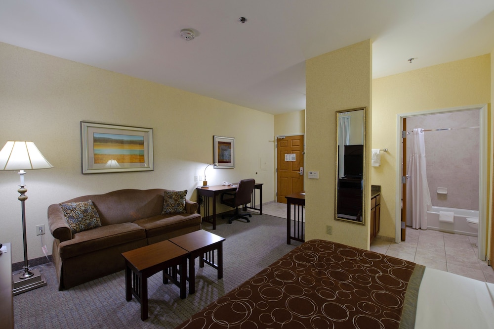 Staybridge Suites Corpus Christi 44/68
