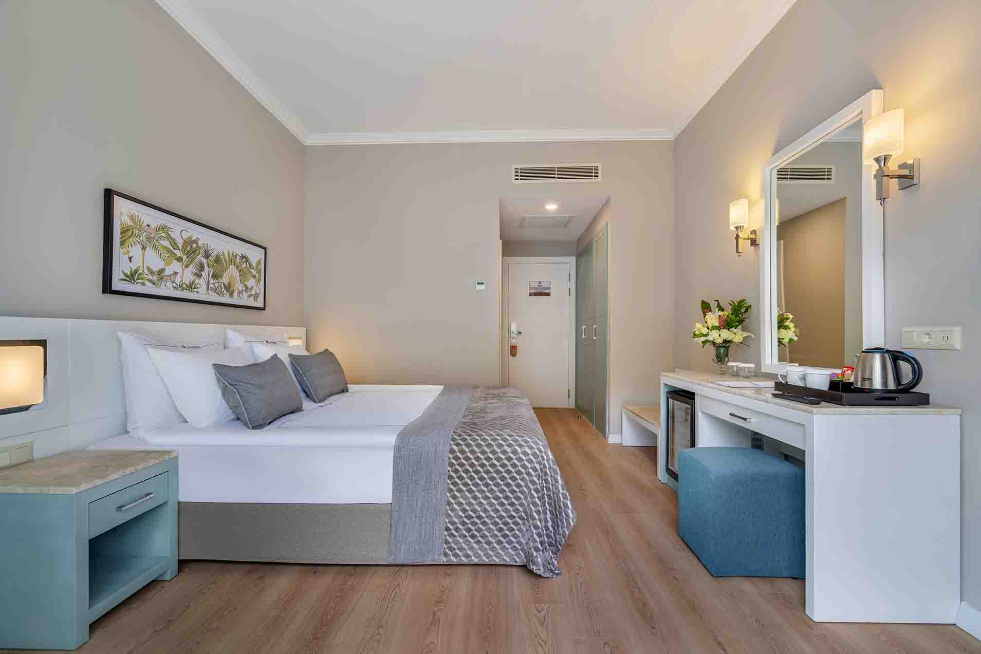 Room, Double Bed, Land View