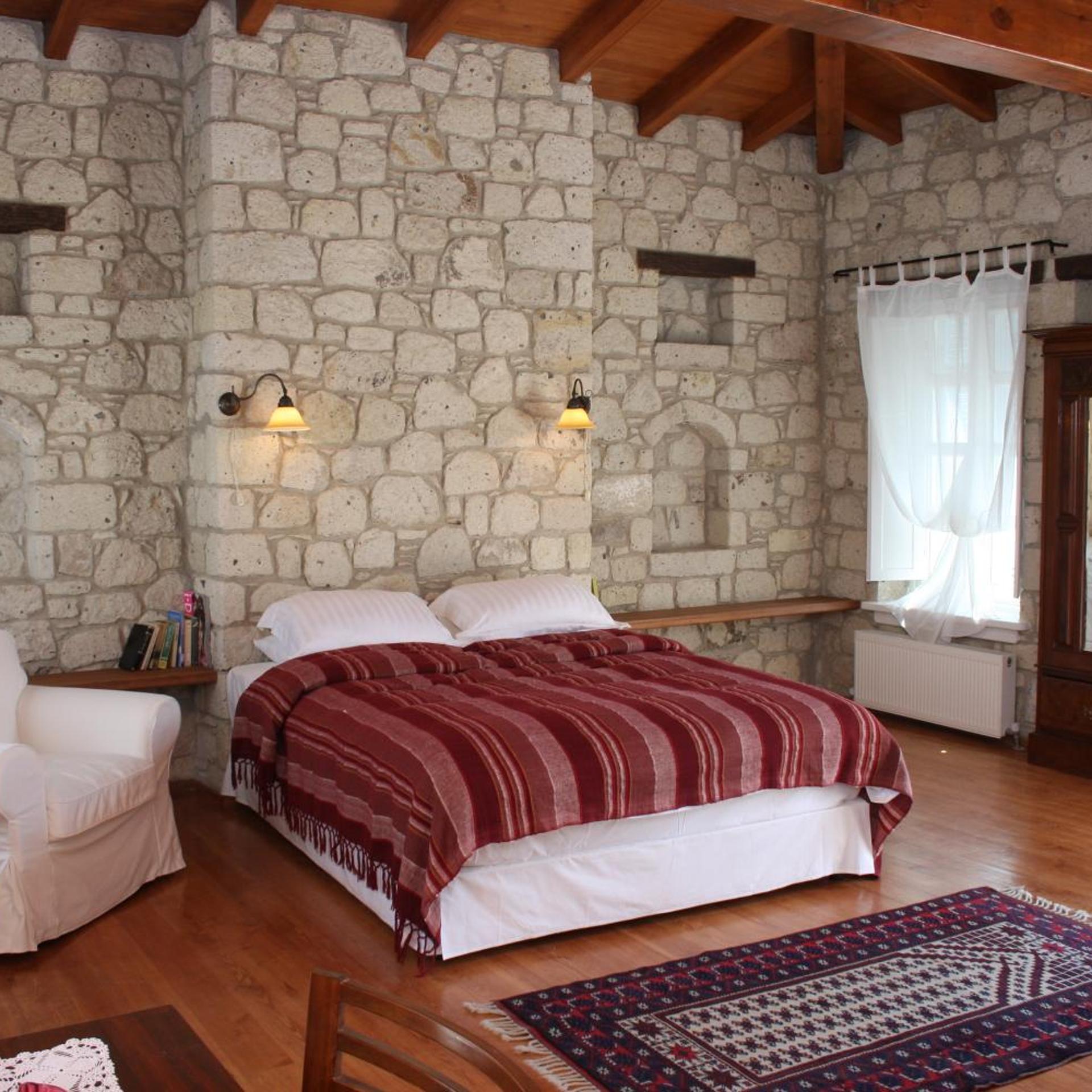 Icirliev Alacati 17/56