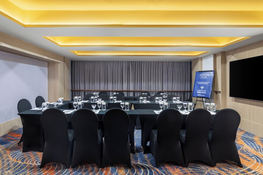 Aston Bintaro Hotel and Conference Center 86/97