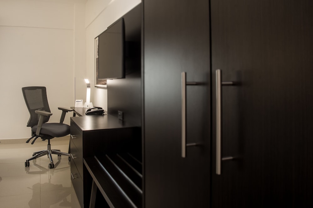 Holiday Inn Express Tapachula Chis 48/60