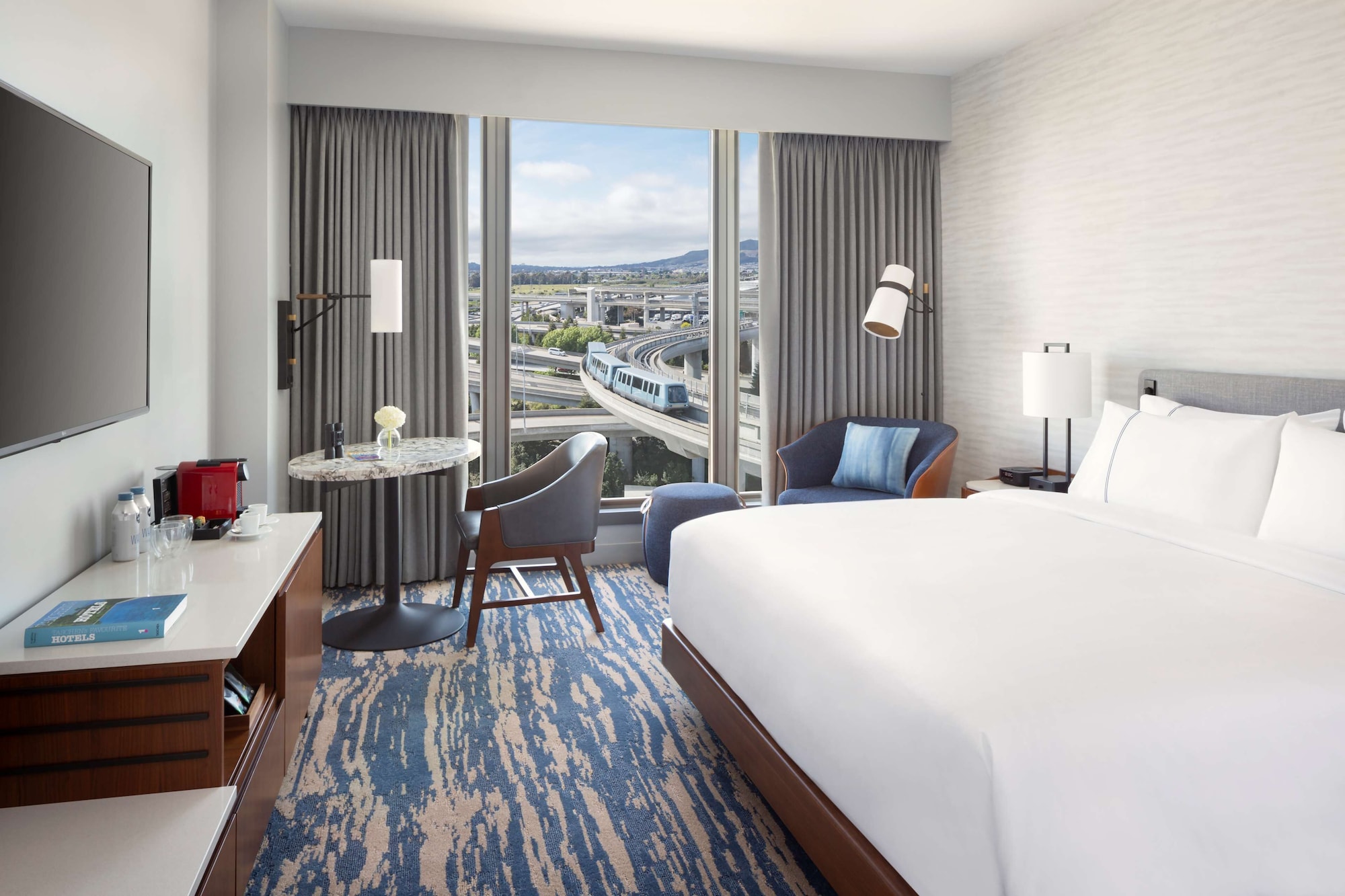 Room, King Bed