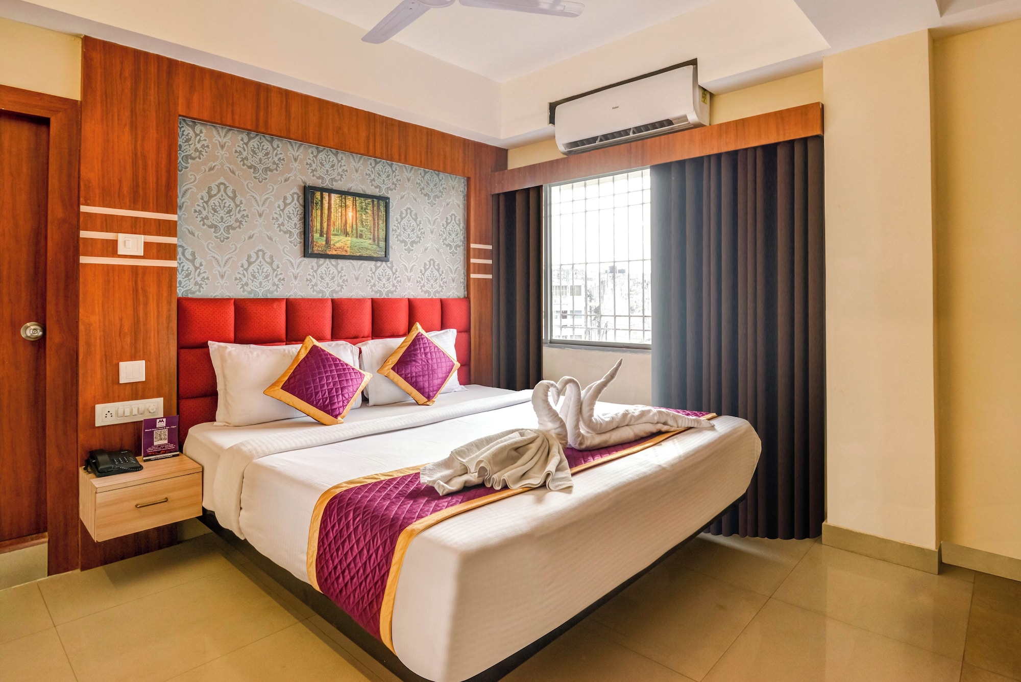 Signature, Suite, Double Bed
