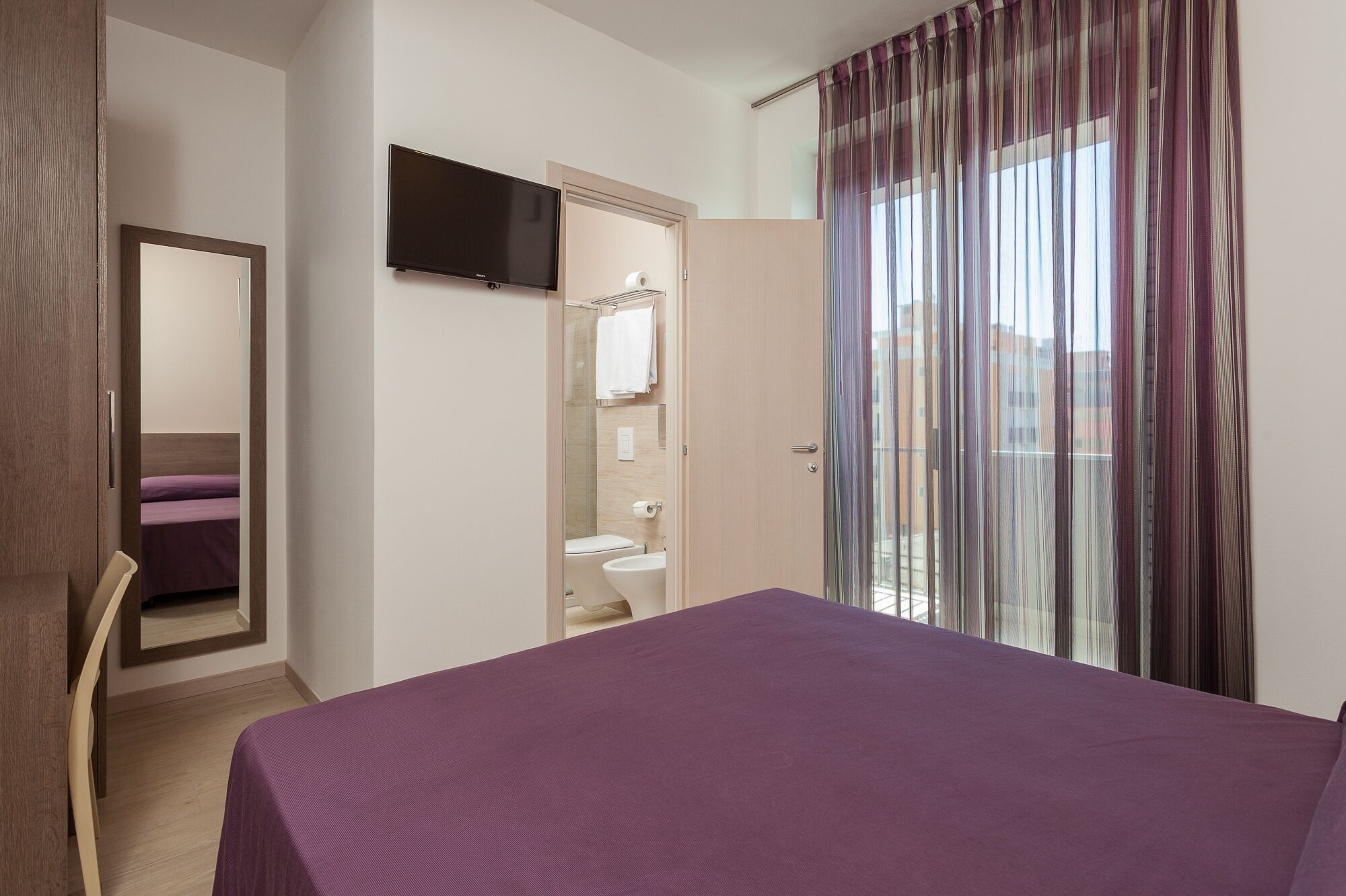 ECONOMY, DOUBLE BED