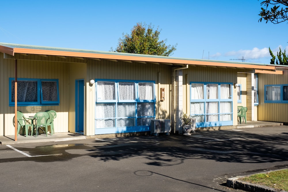 Spanish Lady Motel 18/46