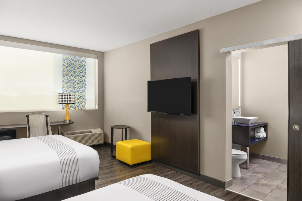 غرفة قياسية بسريرين كوين لذوي الإعاقة، Glo Best Western Dawley Farms In Sioux Falls 10/10