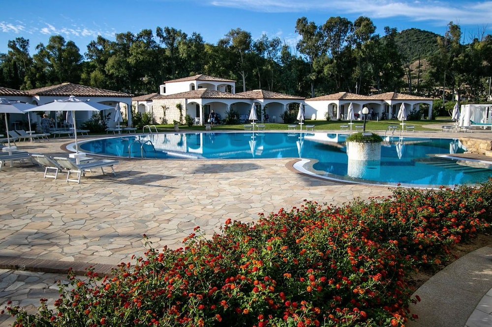Limone Beach Resort 31/38
