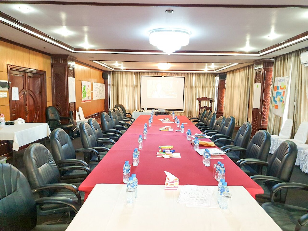Vientiane Golden Sun Hotel Spa 42/44