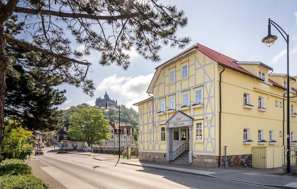 Hotel Schlosspalais Wernigerode 36/50