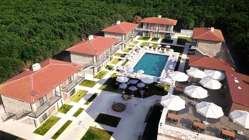 Hotel Rezve 19/25