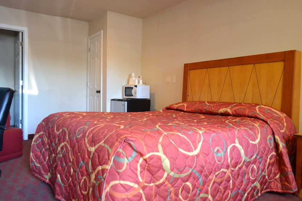 Skyway Inn SeaTac 17/58