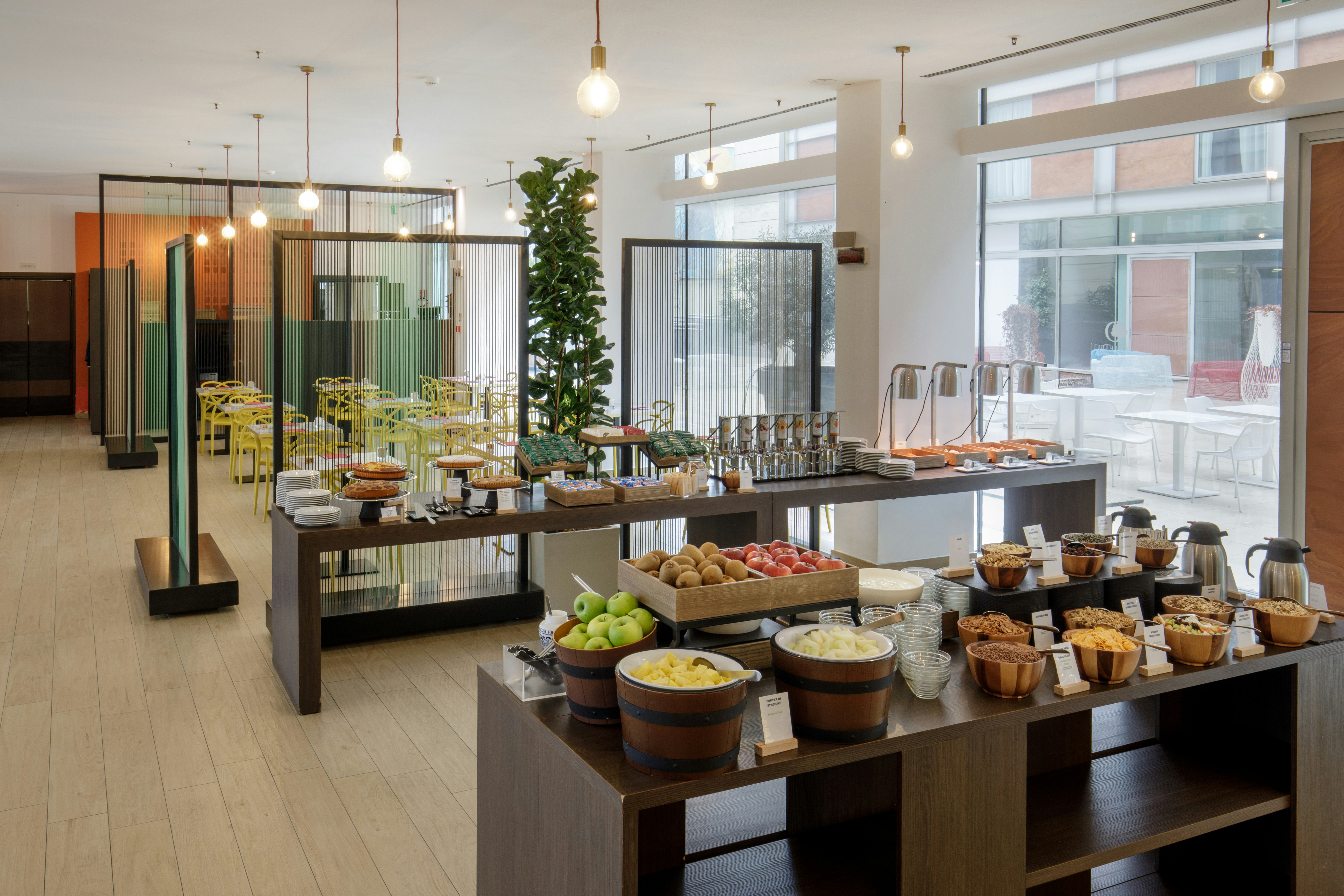 DOUBLETREE BY HILTON MILAN 32/83