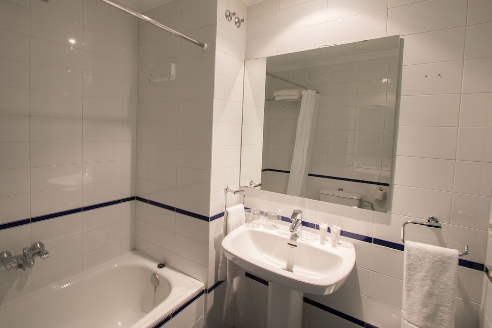 Apartamentos Suites Santa Cruz 16/52