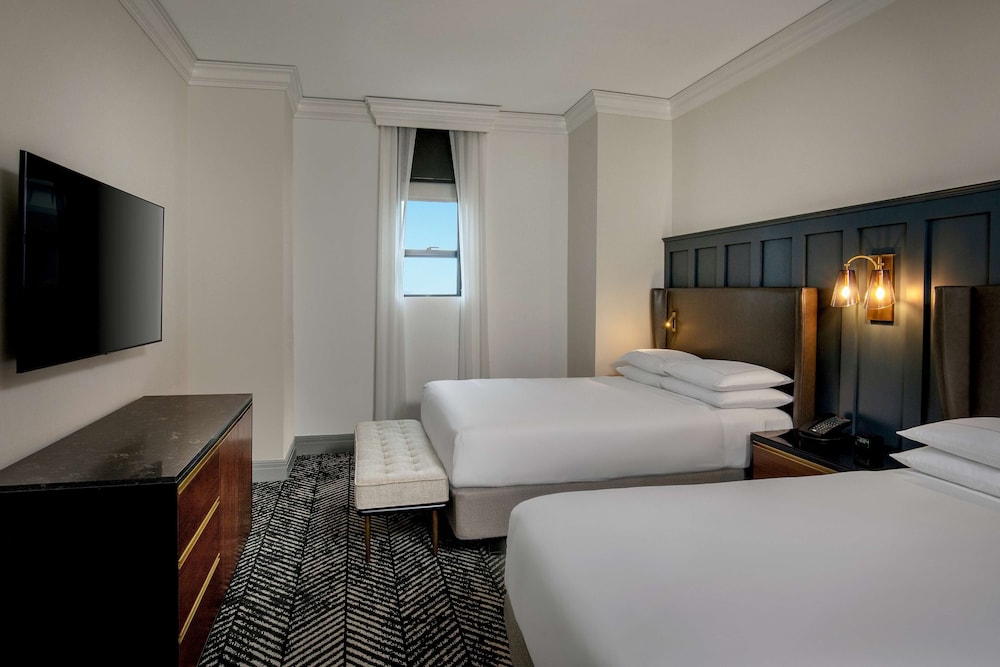 Suite, 2 Queen Beds