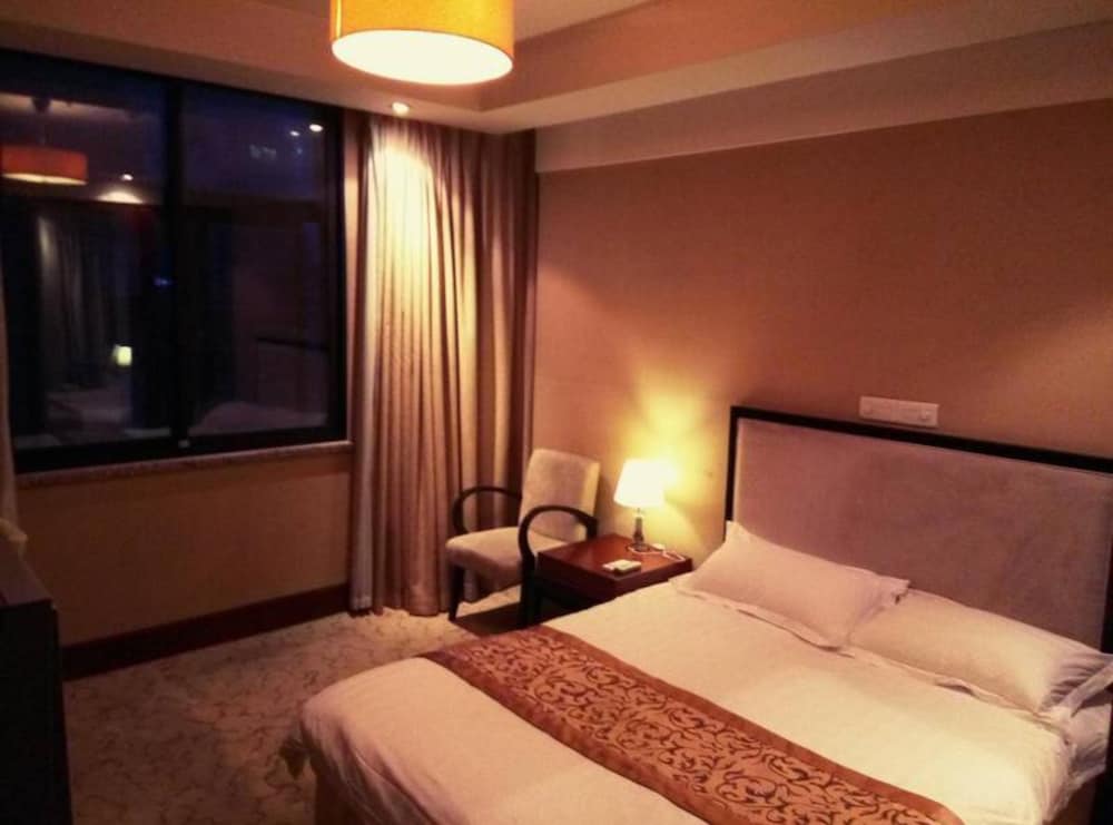 Shanghai Qidian Apartment The Bund 10/50