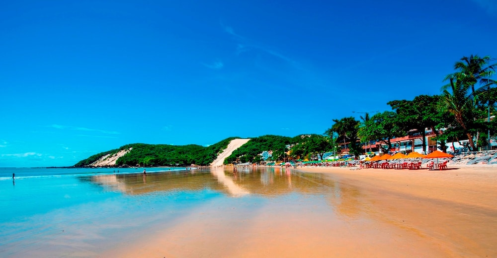 D Beach Resort 40/50