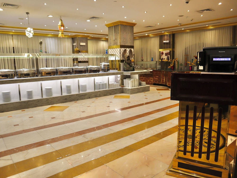 فندق زوار العالمي(Zowar Alalami hotel) 34/43
