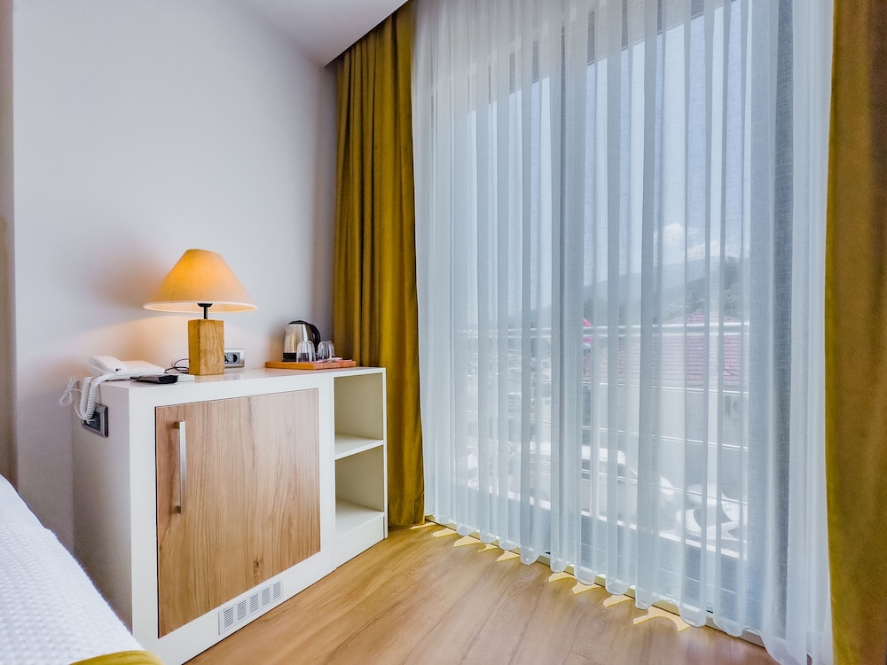 Dedeoglu Hotel 6/50