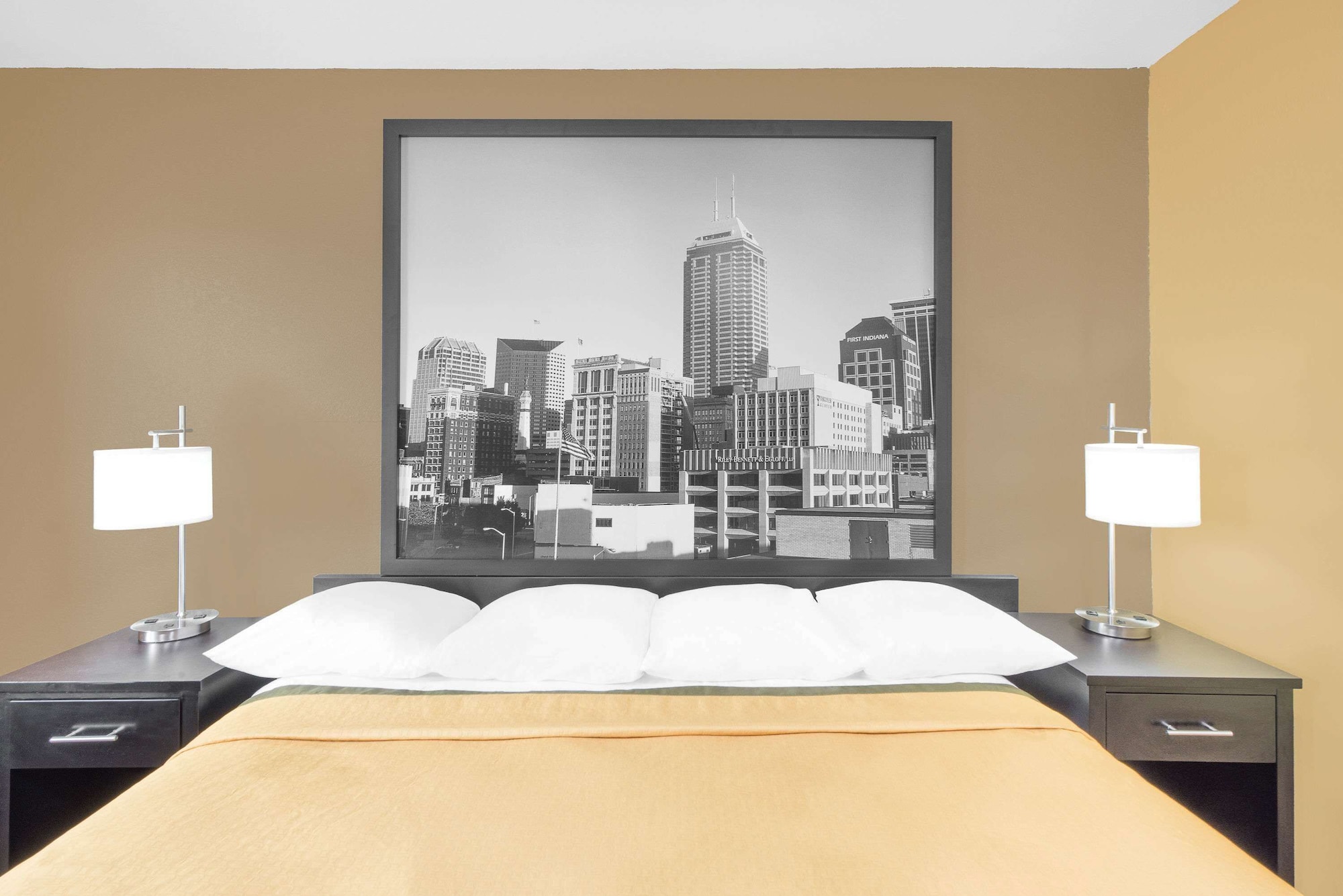 غرفة بسرير كينج، Super 8 By Wyndham Terre Haute 10/10