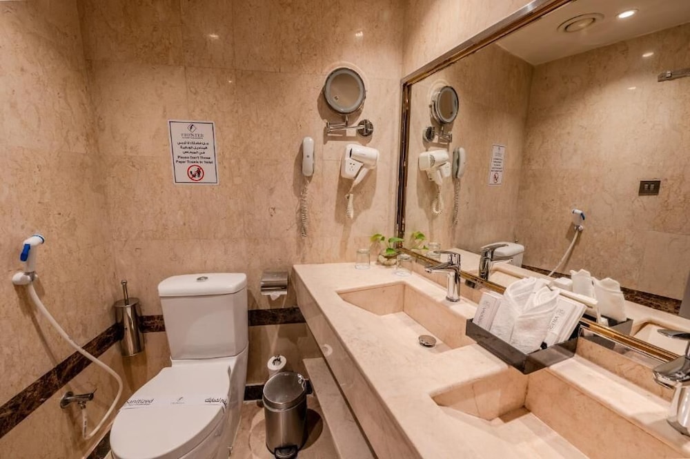 Maysan Al Harithia Hotel 47/50