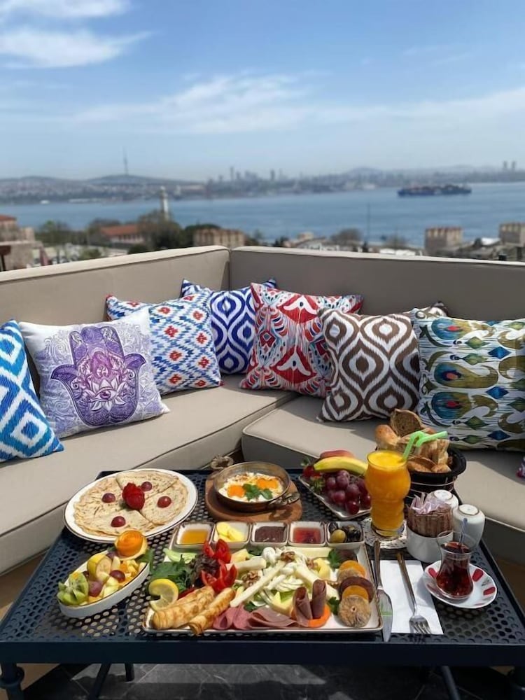Henna Hotel Istanbul 33/50