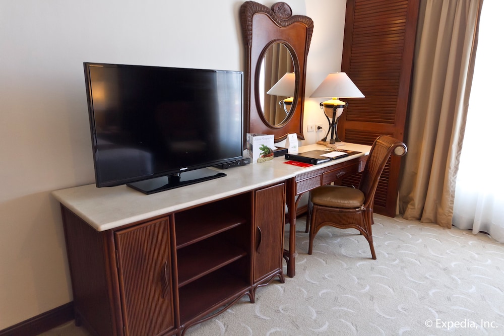 Waterfront Airport Hotel Casino Mactan 42/50