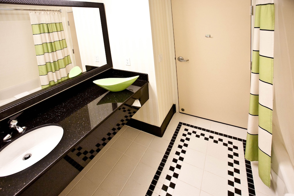 Fairfield Inn Suites By Marriott Venice 19/40