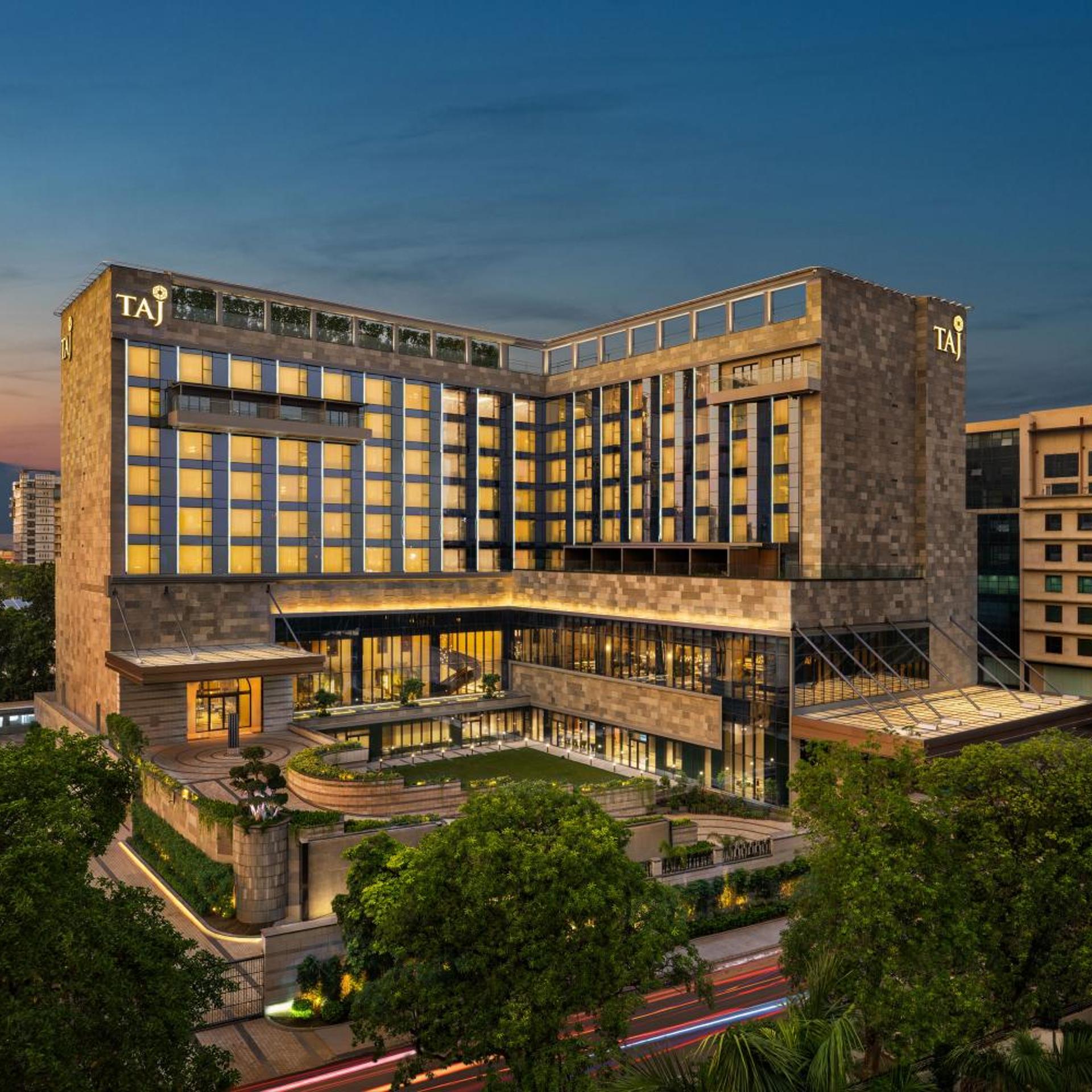 Taj Palace Lucknow 2/60