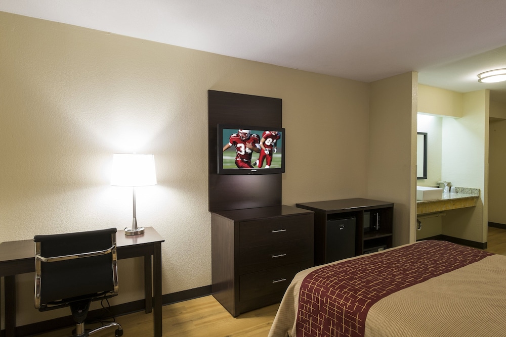 Red Roof Inn San Antonio - Seaworld/Northwest 17/37