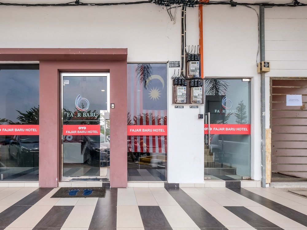 Oyo 768 Fajar Baru Boutique Hotel 36/39