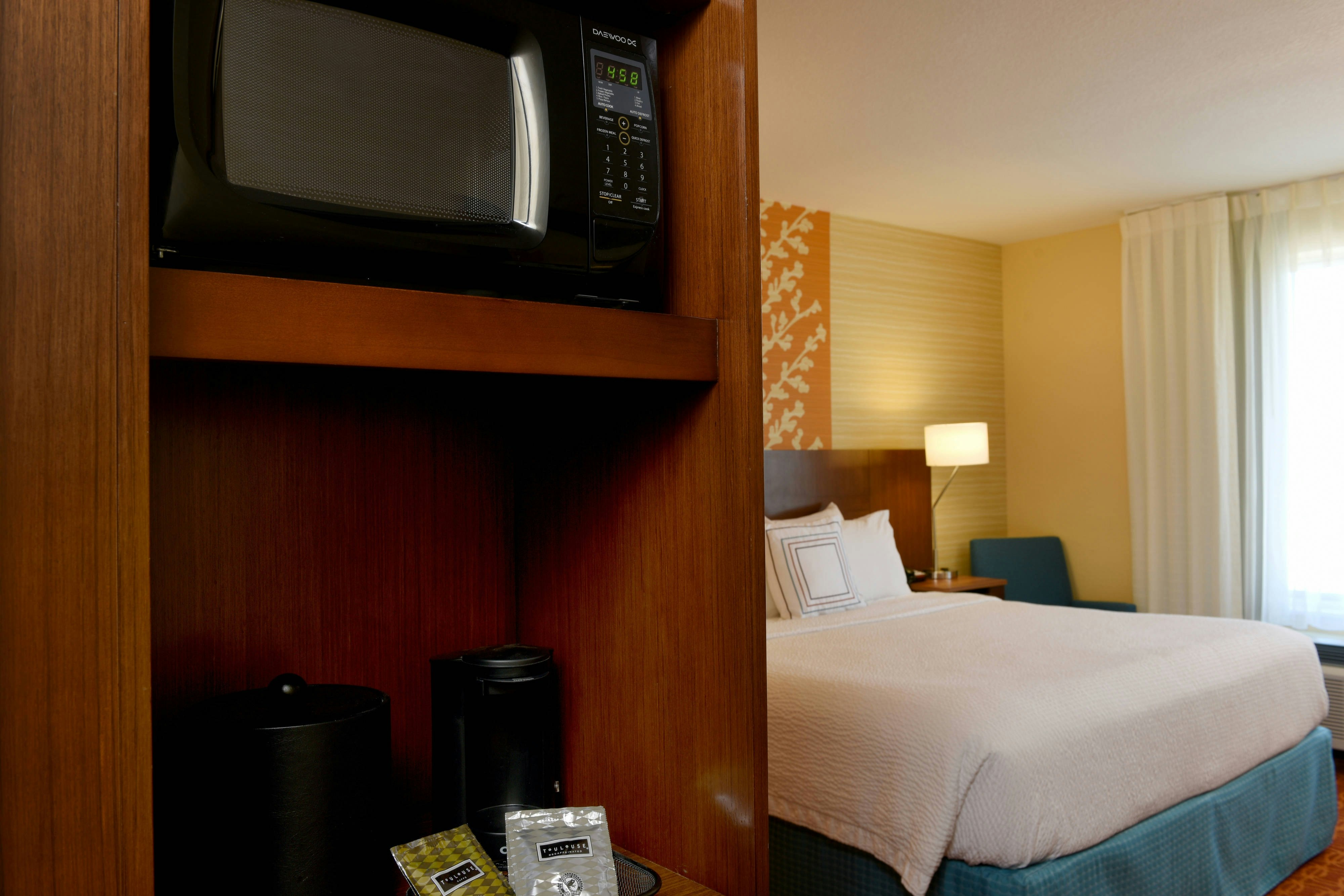 Fairfield Inn Suites Omaha Papillion 6/18