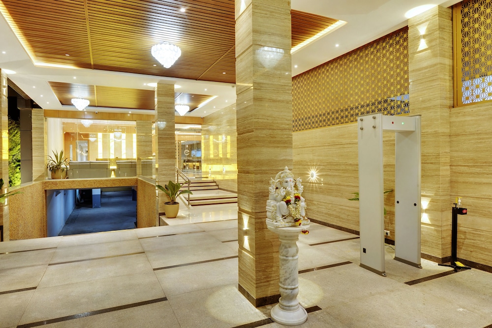 Clarion Bangalore 7/40