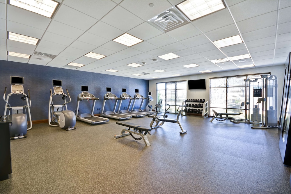 Hampton Inn Suites Dallas Plano East Tx 32/76