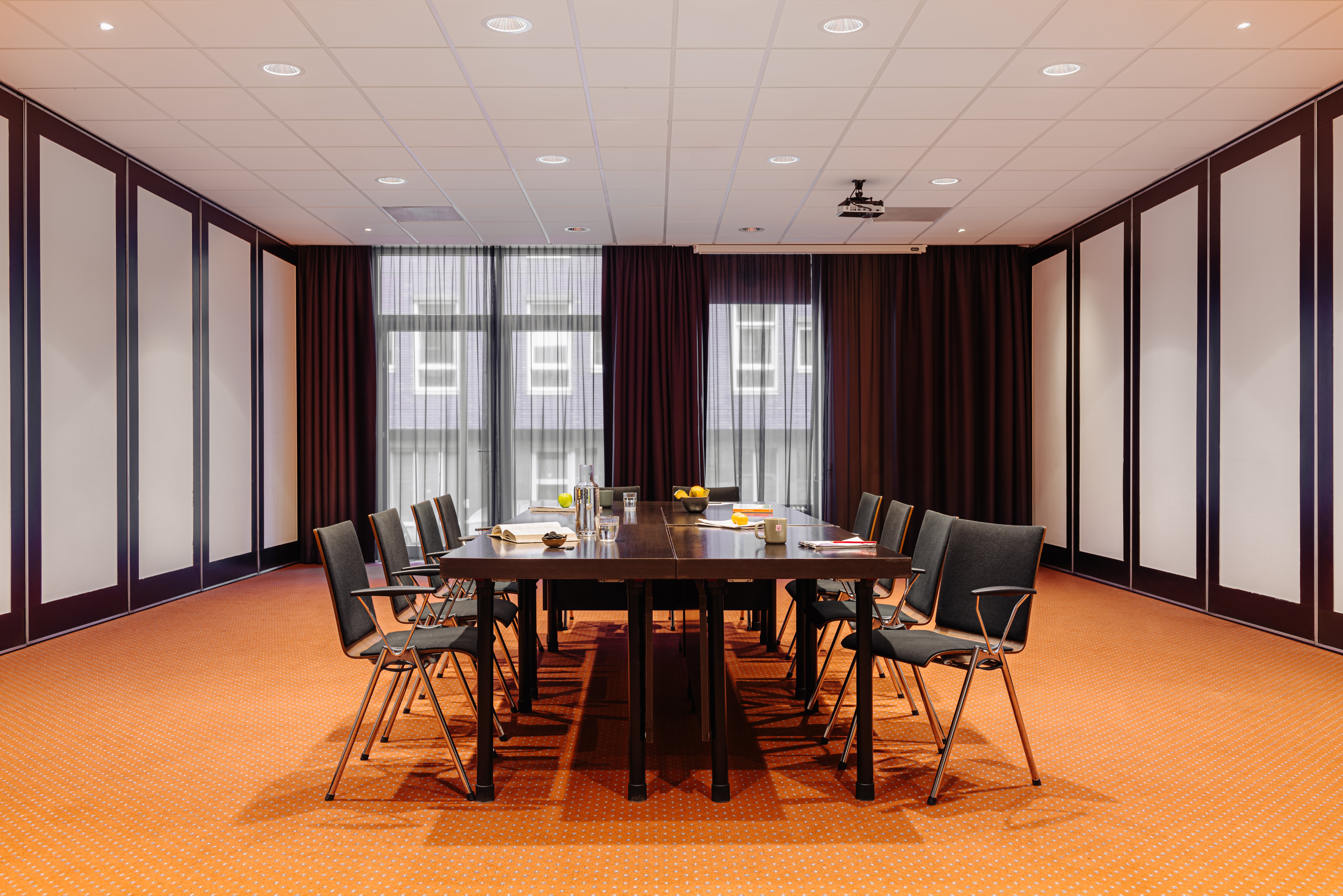 Leonardo Oranje Hotel Leeuwarden 34/39