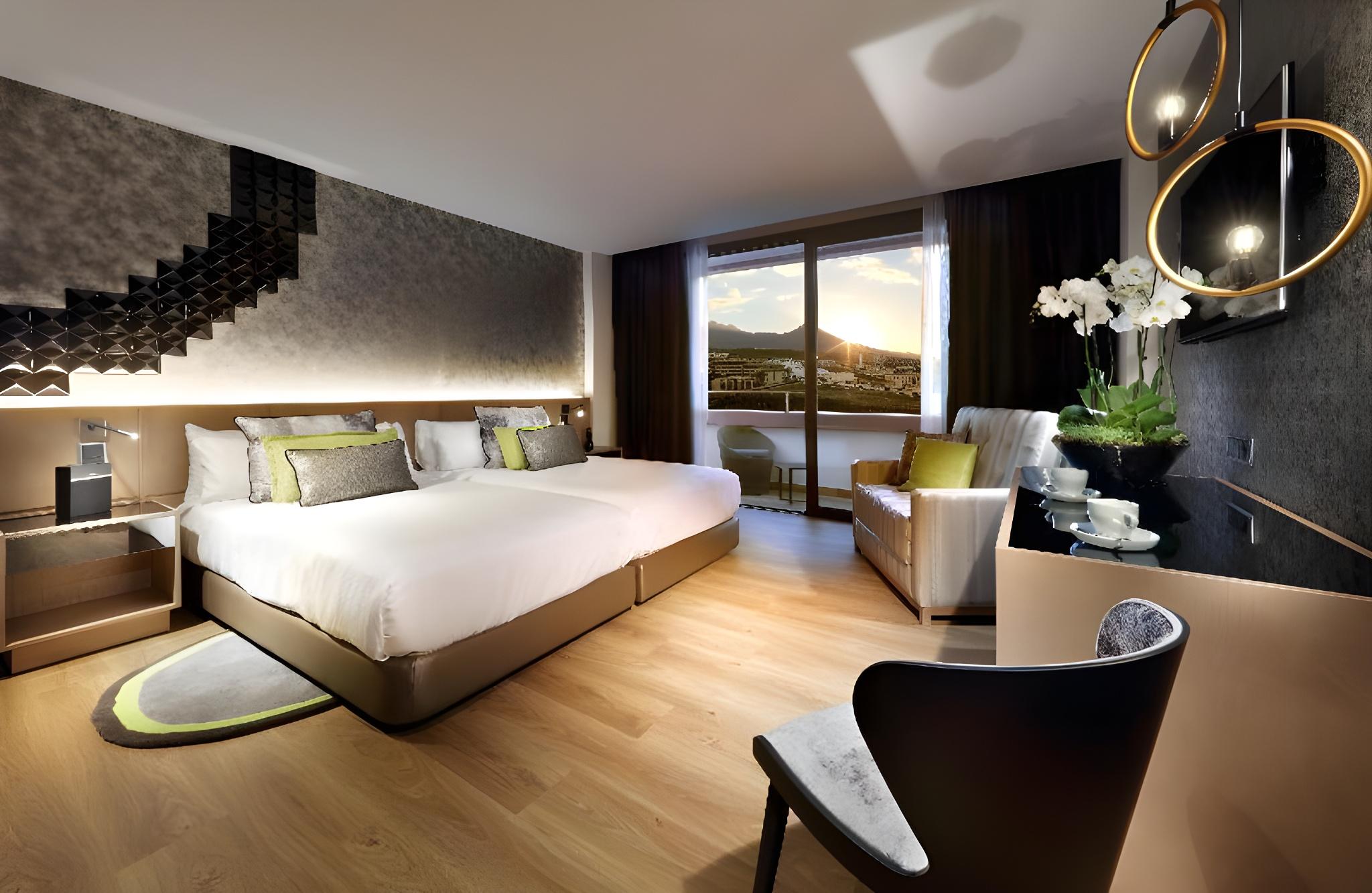 Classic, Single, Double Bed, Resort View