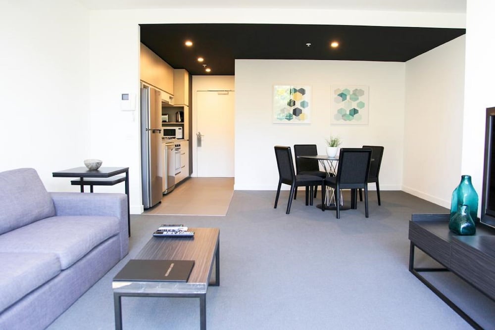 Clayton Serviced Apartments 14/33