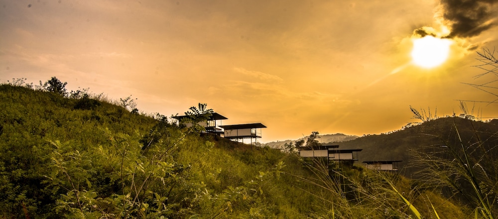 Santani Resort And Spa 71/73